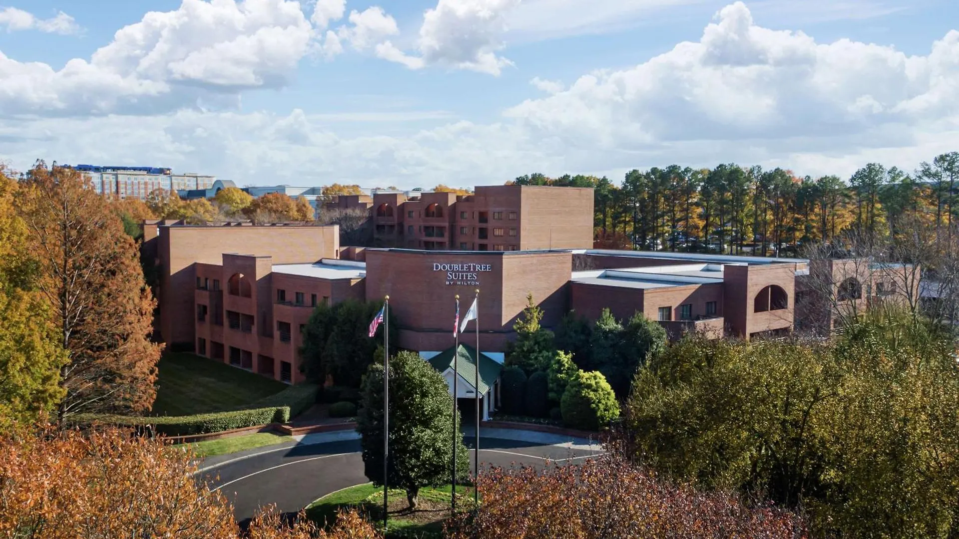 Doubletree Suites By Hilton Charlotte/Southpark contacts