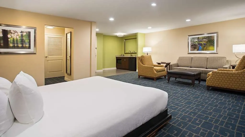Doubletree Suites By Hilton Charlotte/Southpark Hotel